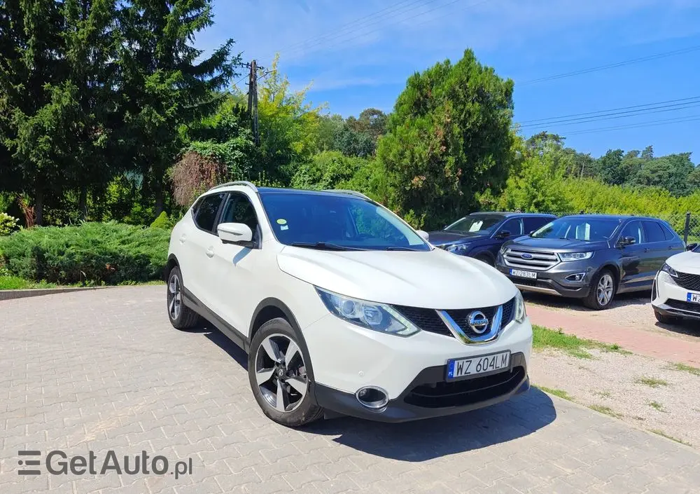NISSAN Qashqai 1.5 dCi N-Connecta