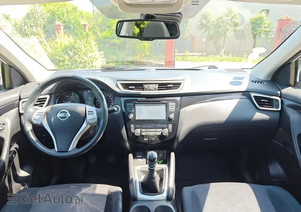 NISSAN Qashqai 1.5 dCi N-Connecta