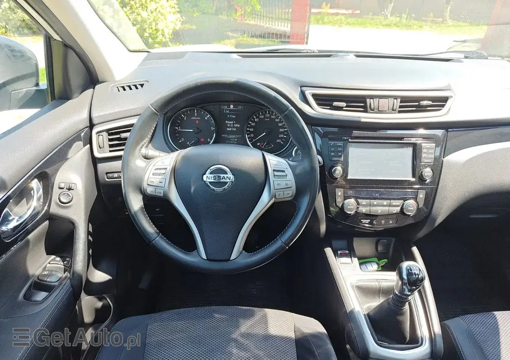 NISSAN Qashqai 1.5 dCi N-Connecta