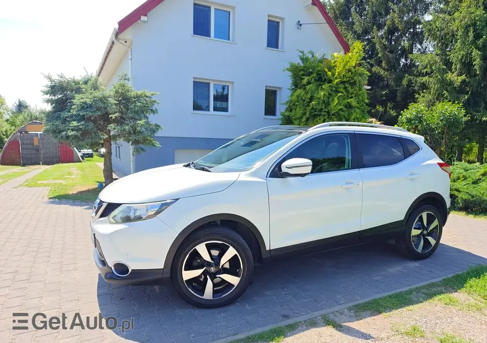 NISSAN Qashqai 1.5 dCi N-Connecta