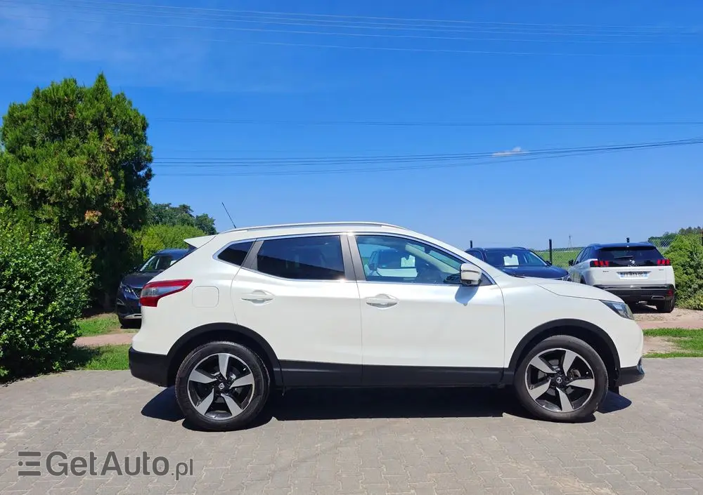 NISSAN Qashqai 1.5 dCi N-Connecta