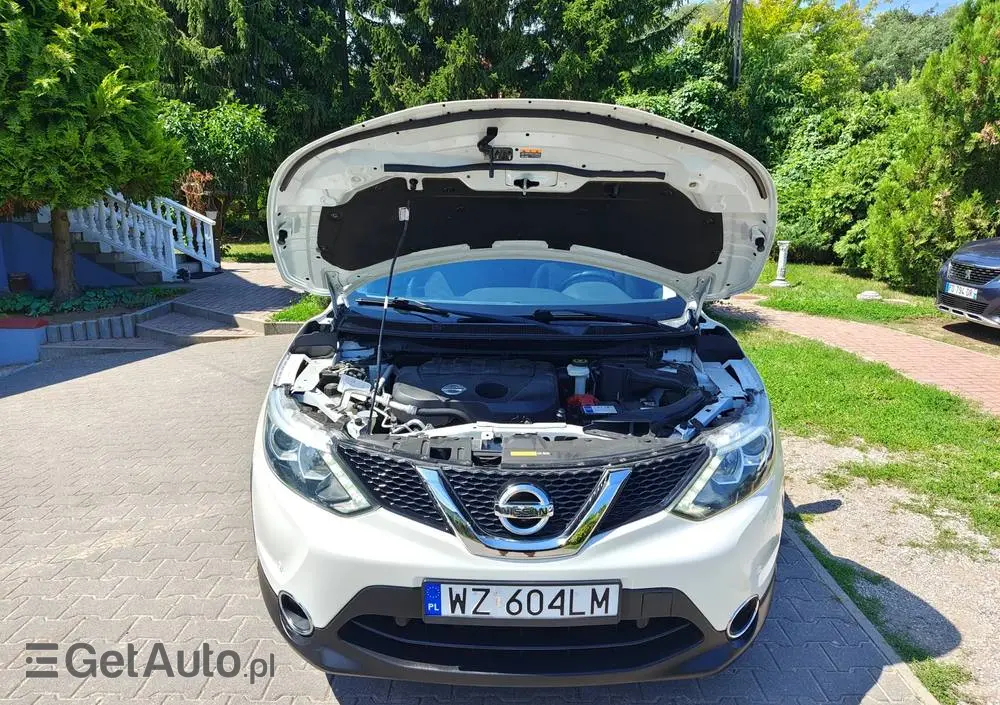 NISSAN Qashqai 1.5 dCi N-Connecta