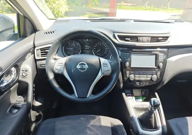NISSAN Qashqai 1.5 dCi N-Connecta