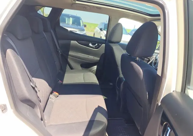 NISSAN Qashqai 1.5 dCi N-Connecta