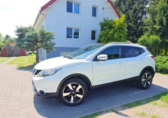 NISSAN Qashqai 1.5 dCi N-Connecta