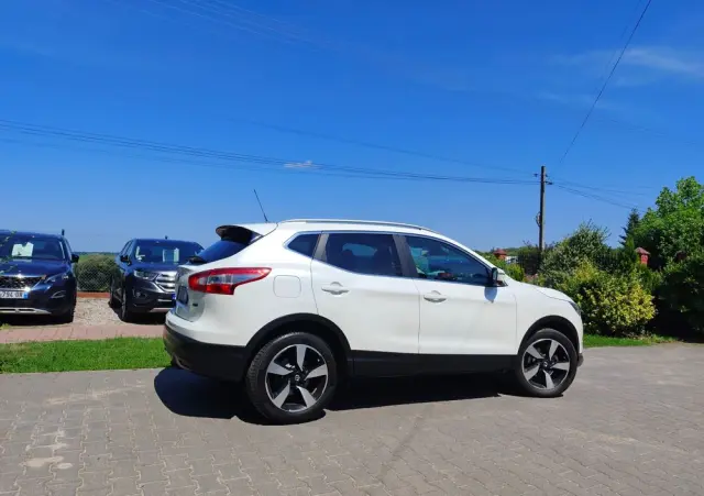 NISSAN Qashqai 1.5 dCi N-Connecta