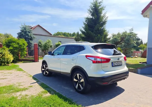 NISSAN Qashqai 1.5 dCi N-Connecta