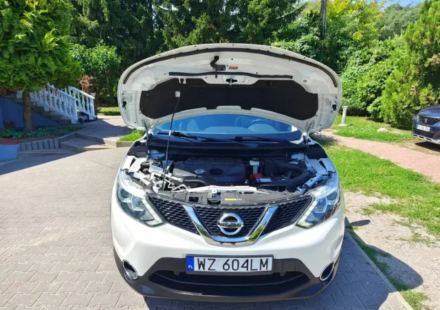 NISSAN Qashqai 1.5 dCi N-Connecta