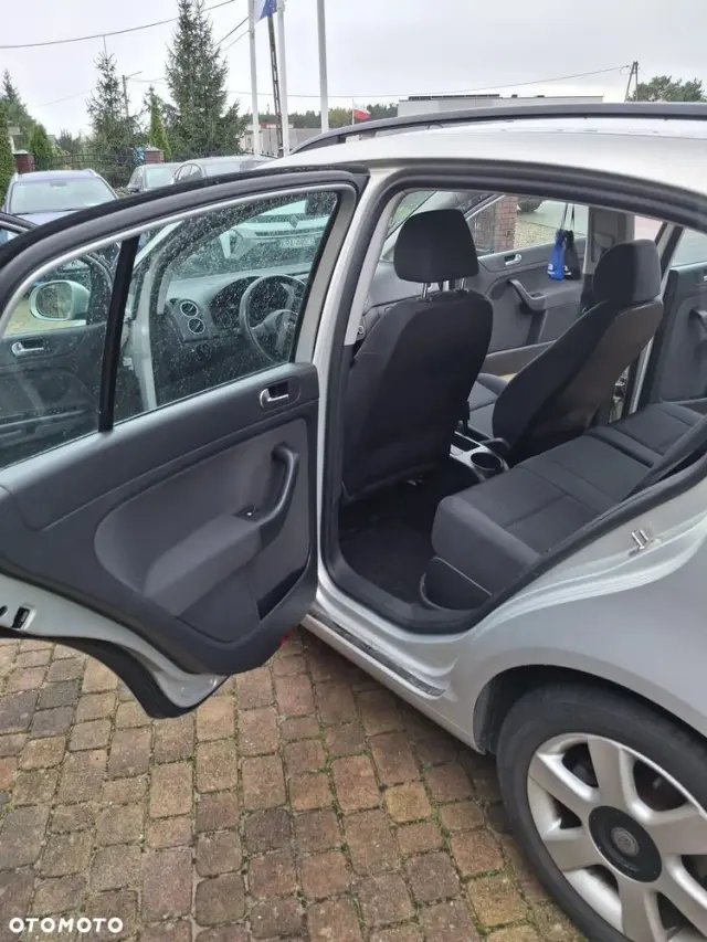 VOLKSWAGEN Golf Plus 1.4 Comfortline