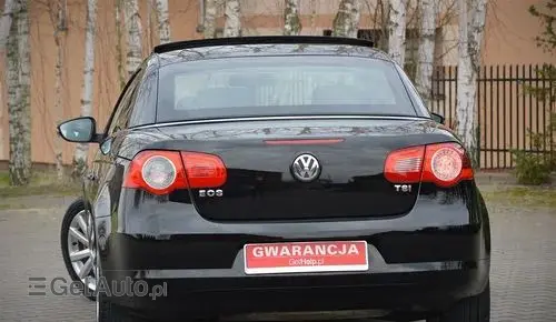 VOLKSWAGEN Eos 