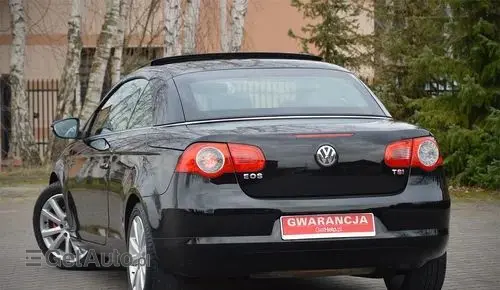 VOLKSWAGEN Eos 