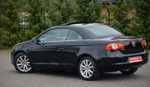 VOLKSWAGEN Eos 