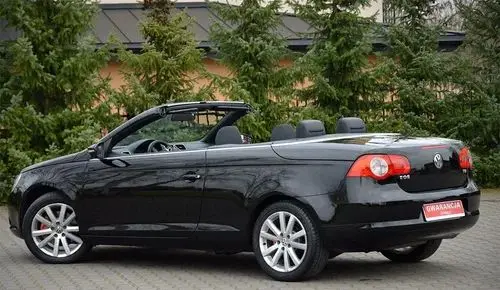 VOLKSWAGEN Eos 