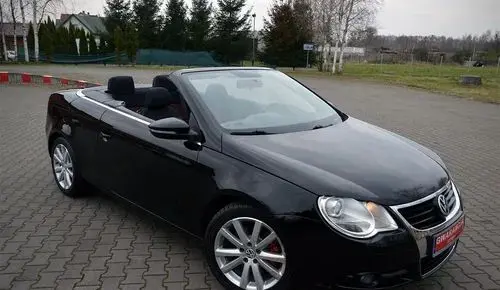 VOLKSWAGEN Eos 