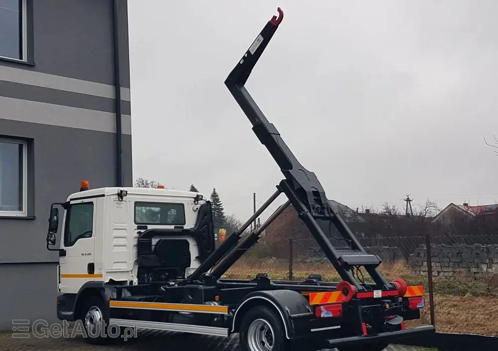 MAN TGL 12.220 HAKOWIEC 4x2 KLIMA DO KONTENERÓW MANUAL 