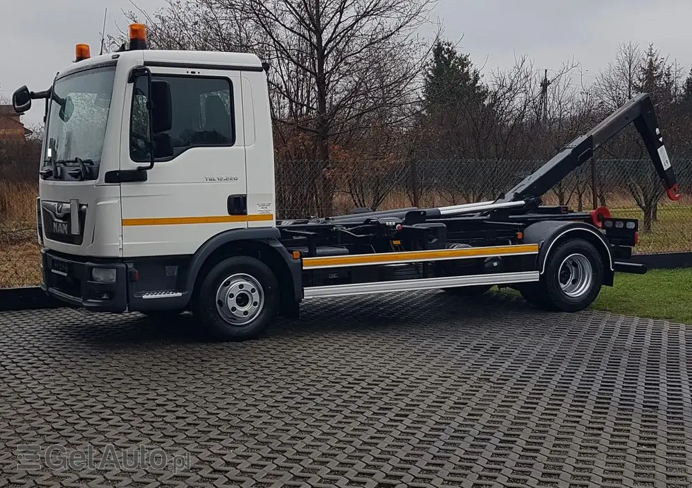 MAN TGL 12.220 HAKOWIEC 4x2 KLIMA DO KONTENERÓW MANUAL 