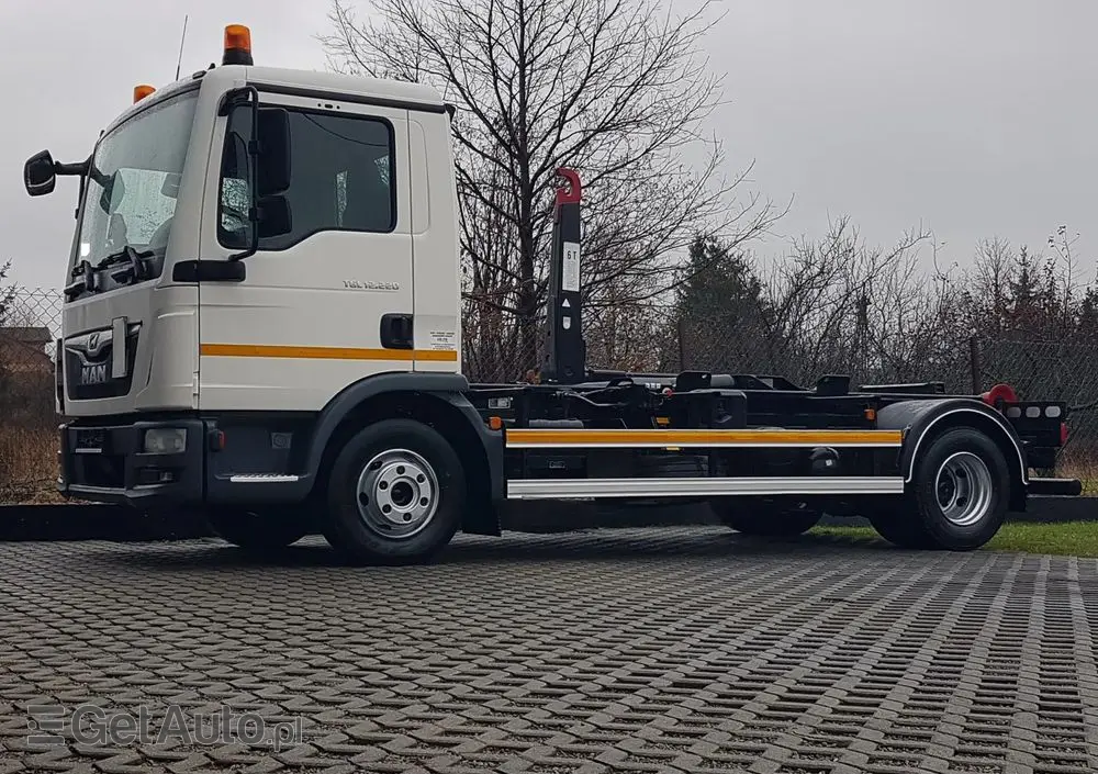 MAN TGL 12.220 HAKOWIEC 4x2 KLIMA DO KONTENERÓW MANUAL 