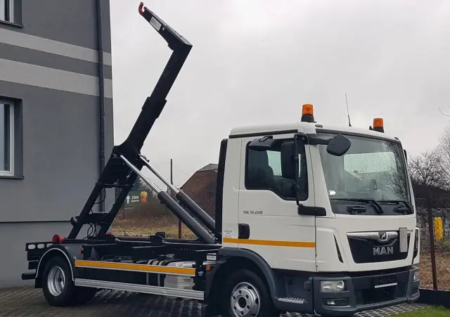MAN TGL 12.220 HAKOWIEC 4x2 KLIMA DO KONTENERÓW MANUAL 