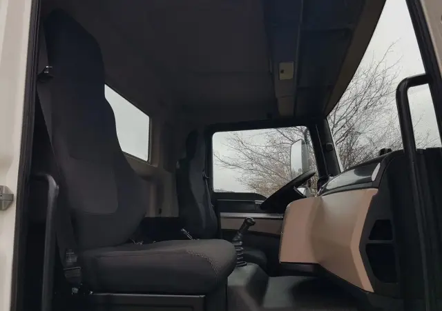 MAN TGL 12.220 HAKOWIEC 4x2 KLIMA DO KONTENERÓW MANUAL 