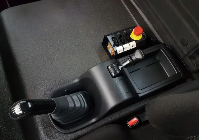 MAN TGL 12.220 HAKOWIEC 4x2 KLIMA DO KONTENERÓW MANUAL 