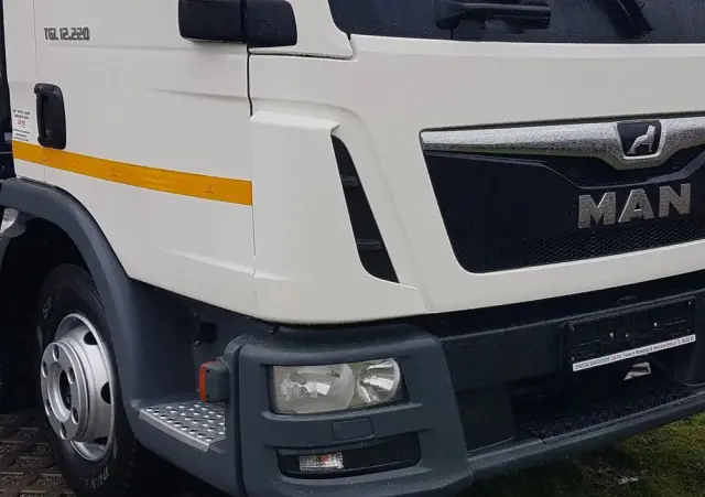 MAN TGL 12.220 HAKOWIEC 4x2 KLIMA DO KONTENERÓW MANUAL 