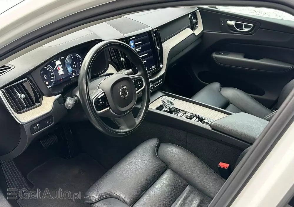 VOLVO XC 60 D4 SCR AWD Inscription