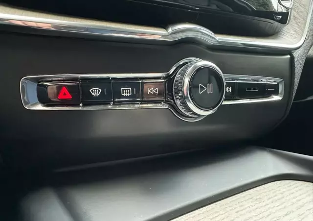 VOLVO XC 60 D4 SCR AWD Inscription