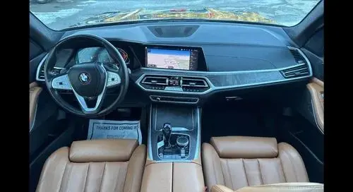 BMW X7 