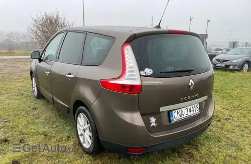 RENAULT Grand Scenic 