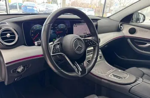 MERCEDES-BENZ Klasa E 