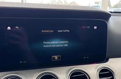 MERCEDES-BENZ Klasa E 