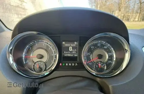 CHRYSLER Town & Country 