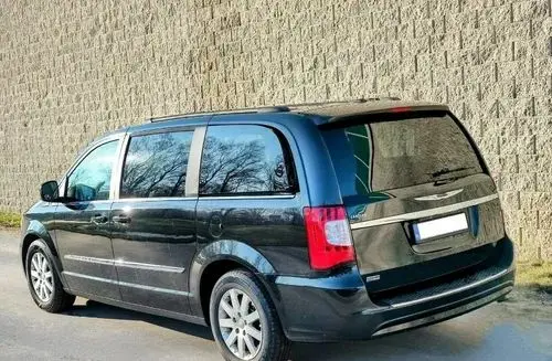 CHRYSLER Town & Country 