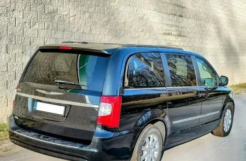 CHRYSLER Town & Country 