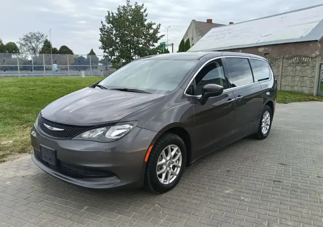CHRYSLER Voyager 