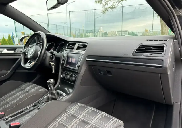 VOLKSWAGEN Golf GTD 2.0 TDI SCR DSG