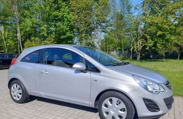 OPEL Corsa 