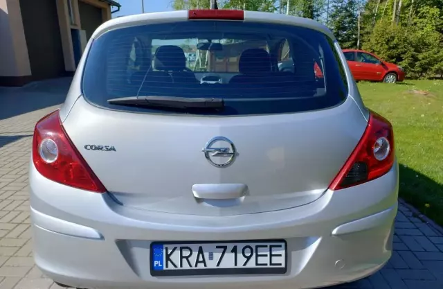 OPEL Corsa 