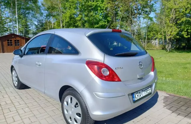 OPEL Corsa 