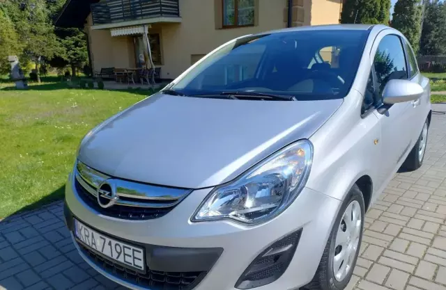 OPEL Corsa 