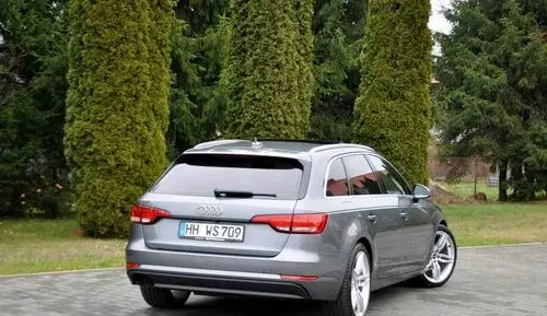 AUDI A4 