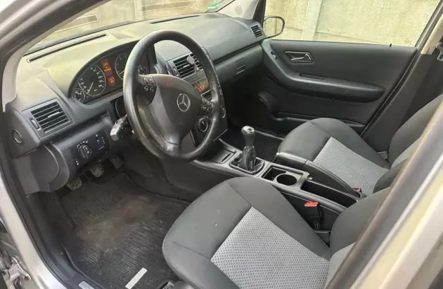 MERCEDES-BENZ Klasa A 