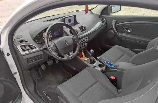 RENAULT Megane 