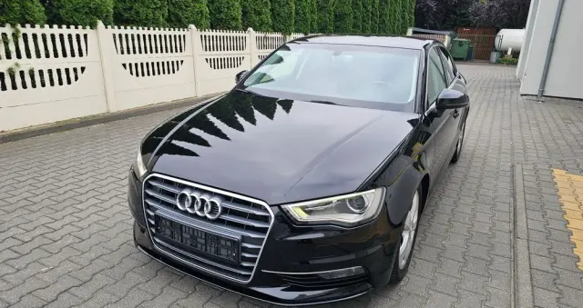 AUDI A3 Limousine 2.0 TDI (clean diesel) Ambiente