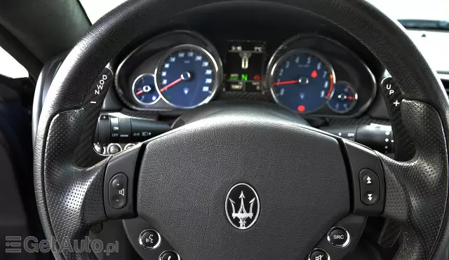MASERATI GranTurismo S 4.7 (440 KM) automatic