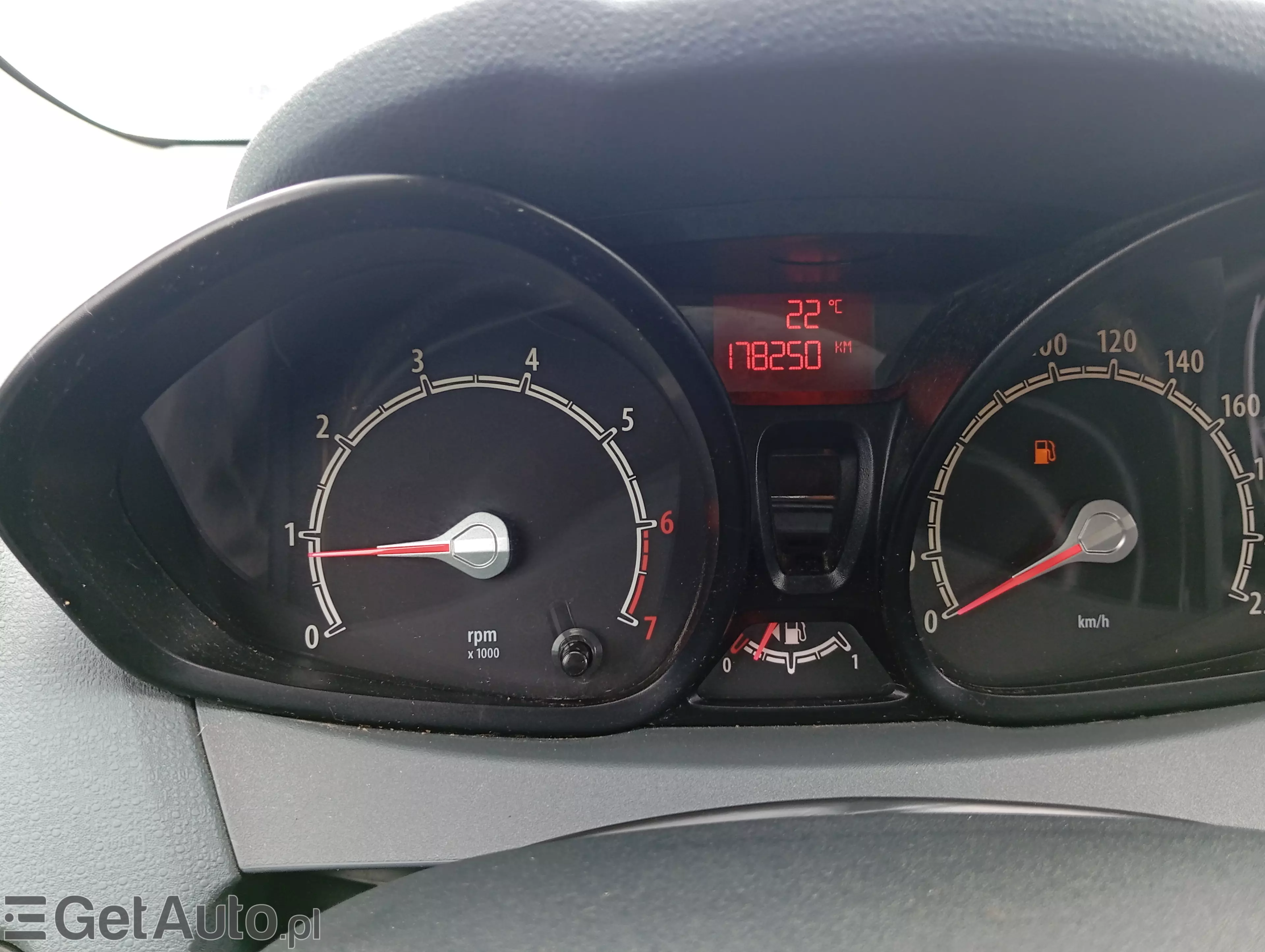 FORD Fiesta Titanium