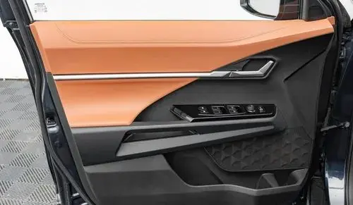 SSANGYONG/KGM Torres 