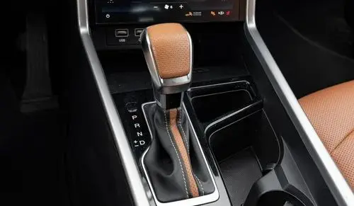 SSANGYONG/KGM Torres 