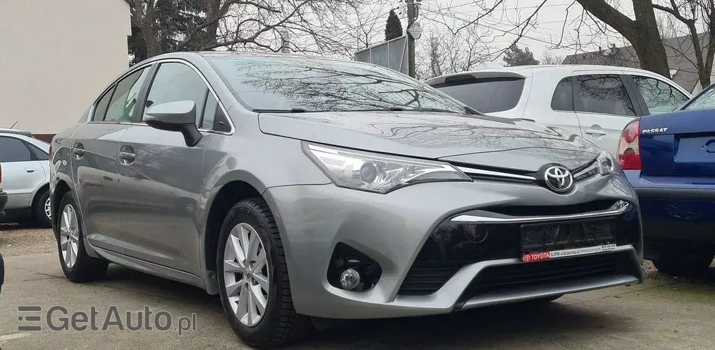 TOYOTA Avensis 