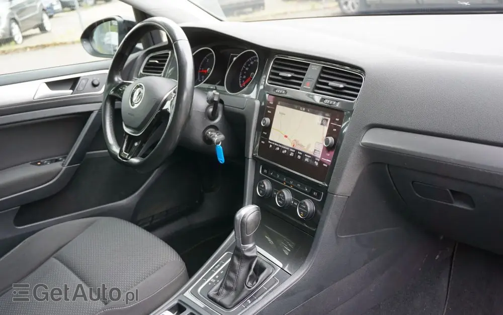 VOLKSWAGEN Golf Variant 1.6 TDI SCR DSG Comfortline